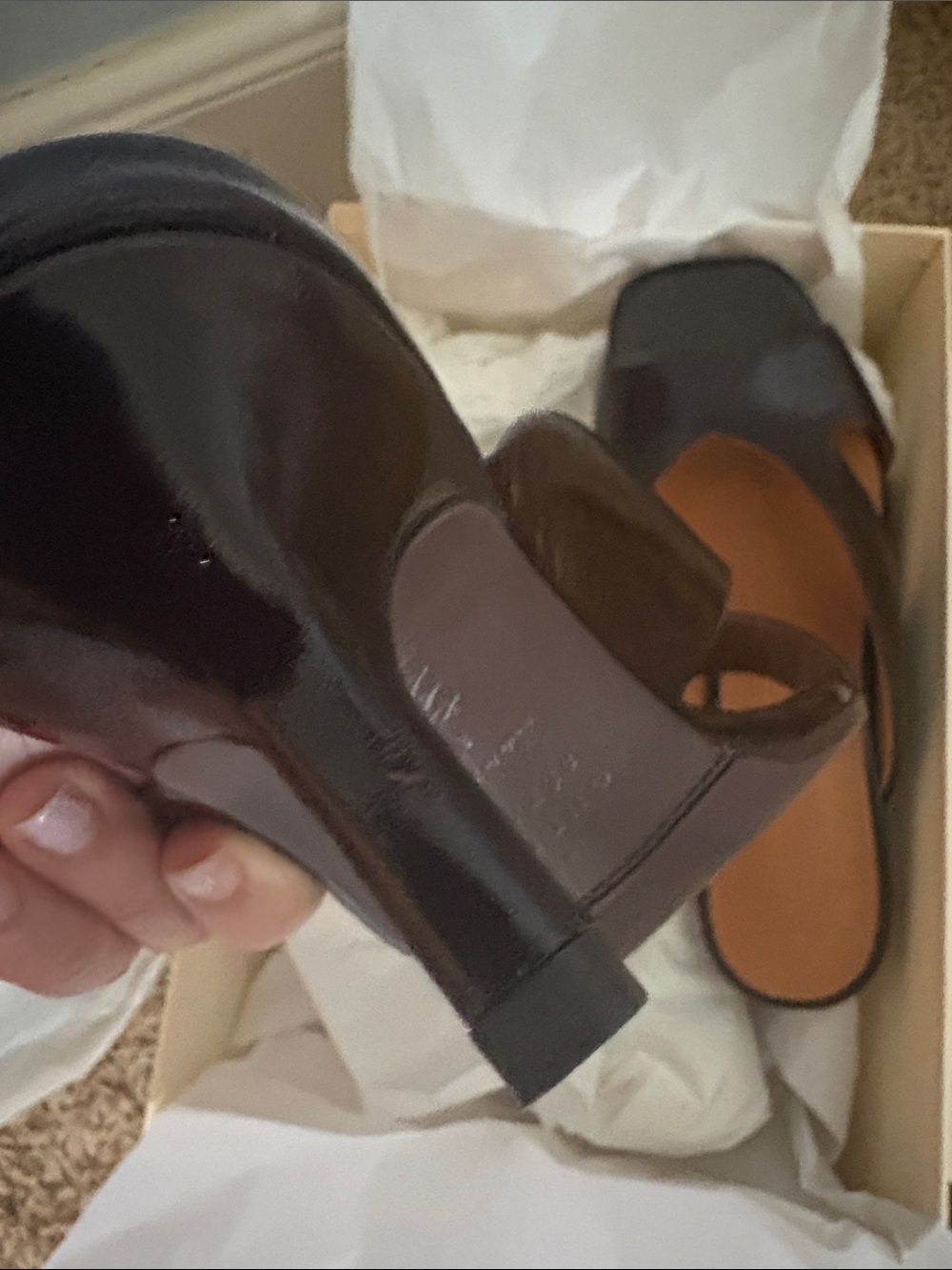 Sézane Ingrid Heel inChocolate Vintage - Picture 2 of 2